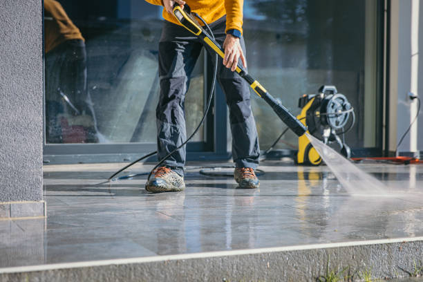 Best Pool Deck Cleaning  in Gold River, CA